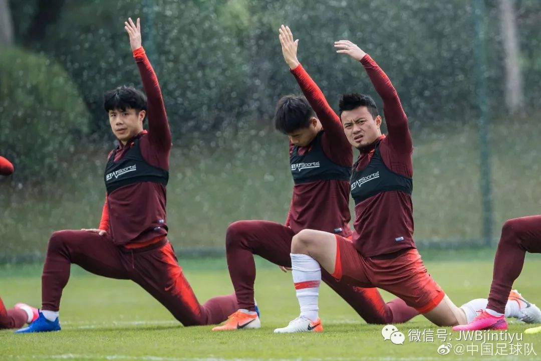 中国队在世界杯足球赛亚洲区预选赛40强赛中对阵马尔代夫队的比赛无法按照原计划进行