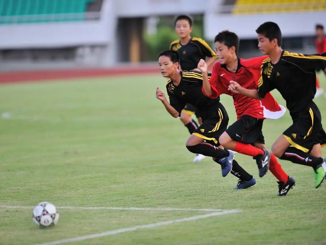 从最强国青到最差国青，中国足球只用了15年。